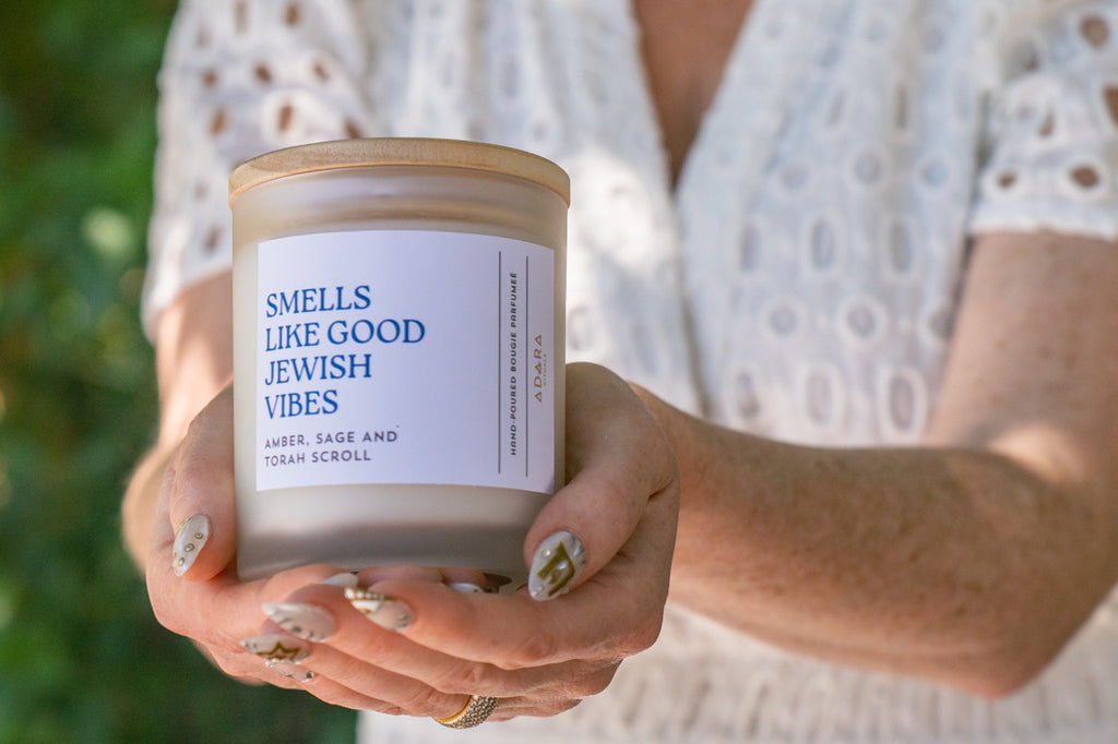 Smells Like Good Jewish Vibes - Amber, Sage & Torah Scroll Scented Candle